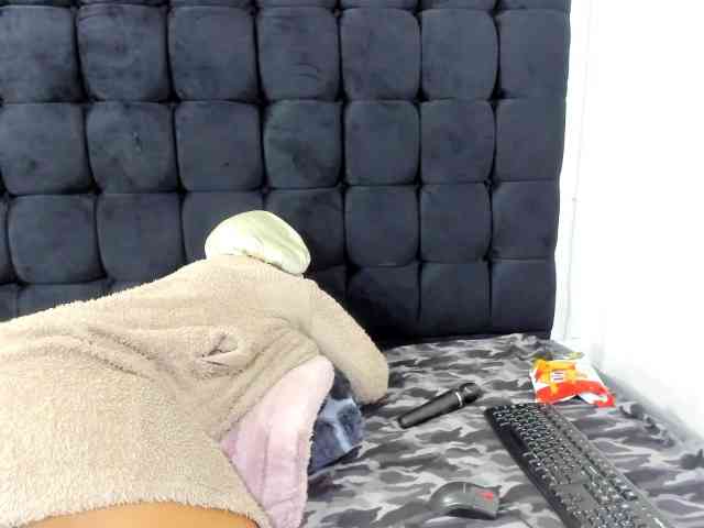 SexyMelanin19 webcam