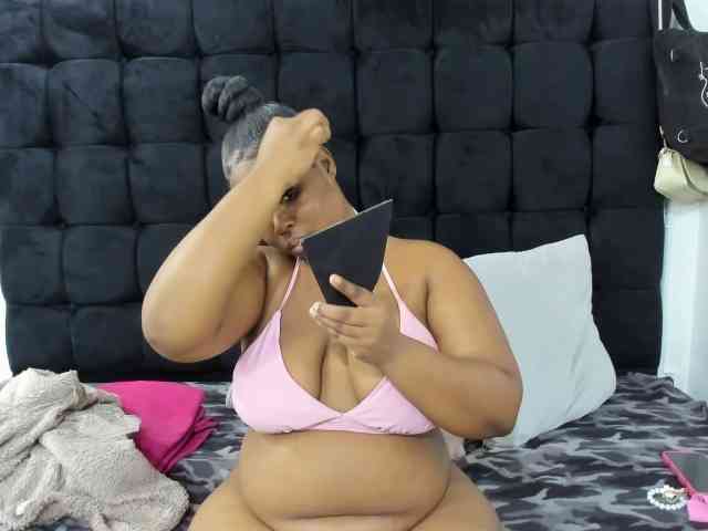 SexyMelanin19 webcam