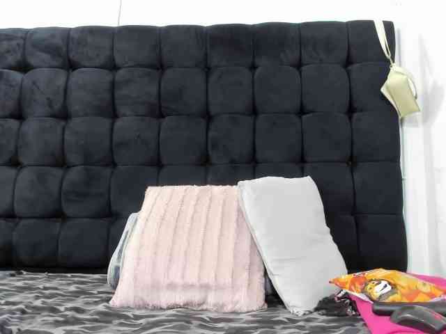 SexyMelanin19 webcam