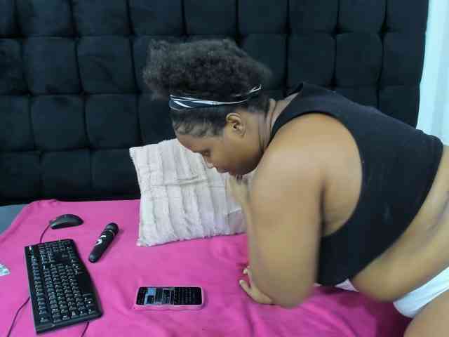 SexyMelanin19