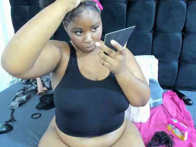 SexyMelanin19 webcam