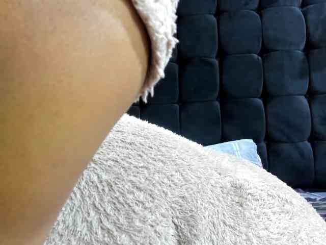 SexyMelanin19 webcam