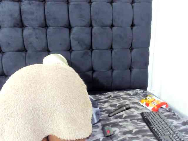 SexyMelanin19 webcam