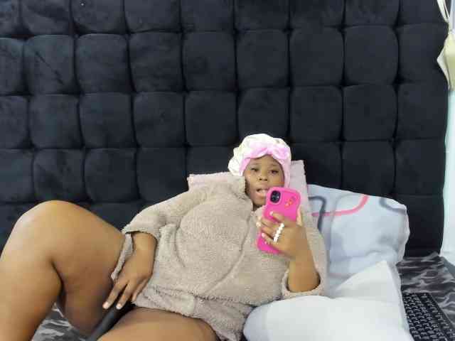 SexyMelanin19 webcam