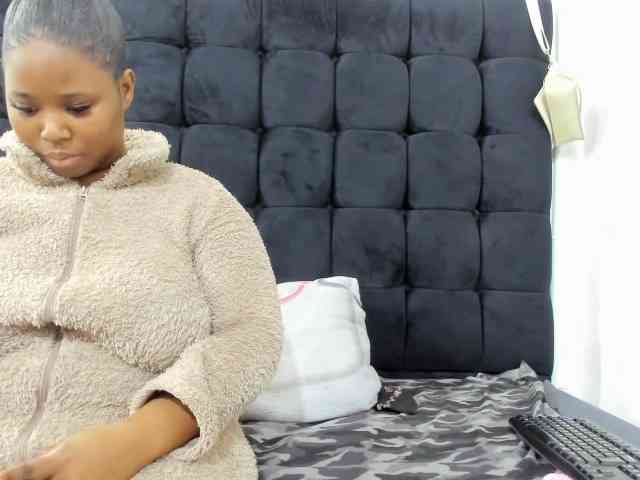SexyMelanin19 webcam