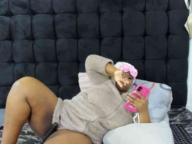 SexyMelanin19 webcam
