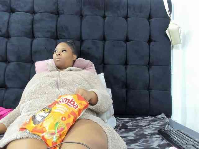 SexyMelanin19 webcam