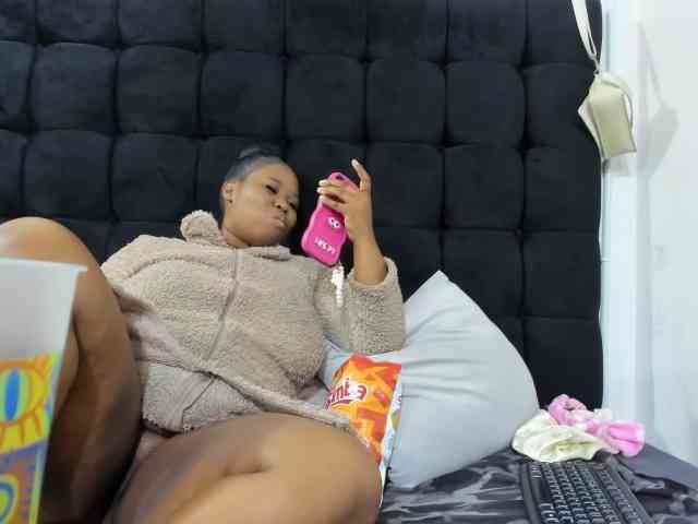 SexyMelanin19 SexyMelanin19