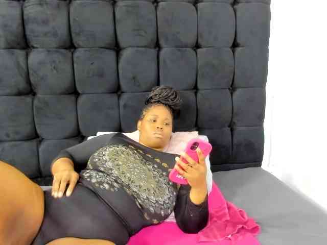 SexyMelanin19 webcam