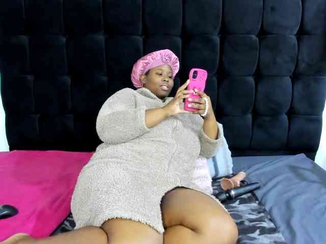 SexyMelanin19 webcam