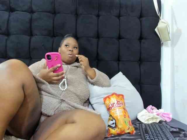 SexyMelanin19 webcam