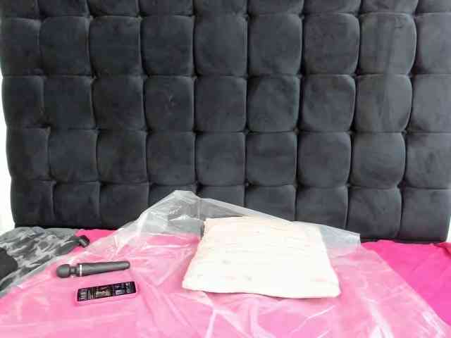 SexyMelanin19 webcam