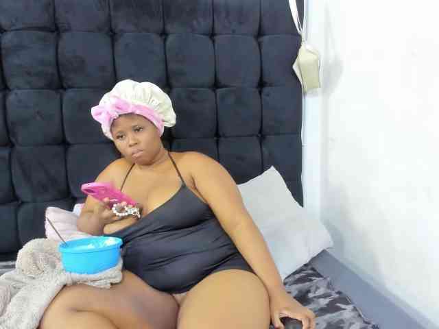 SexyMelanin19 webcam