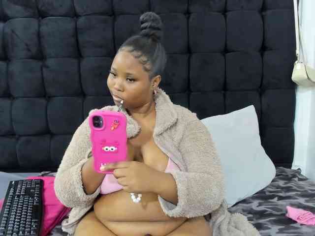 SexyMelanin19 webcam