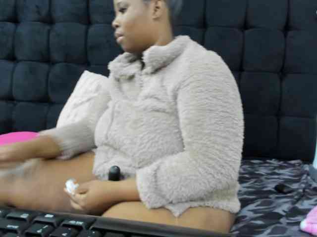 SexyMelanin19 webcam