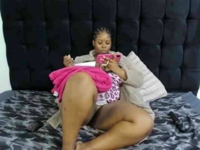 SexyMelanin19 webcam