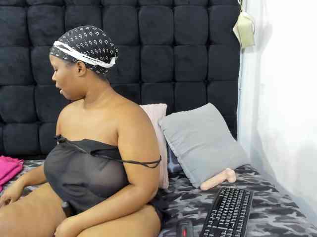 SexyMelanin19