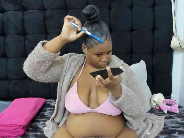 SexyMelanin19 webcam