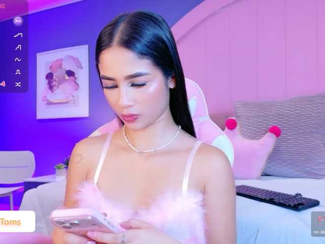 RachelTooms live cam on BongaCams