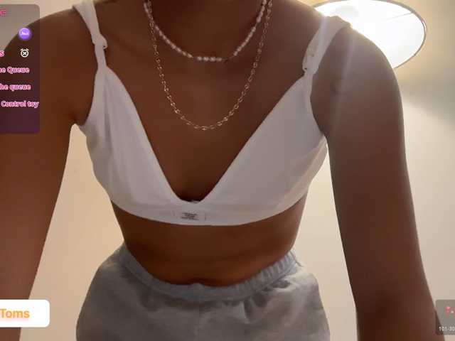 RachelTooms, en vivo ahora en BongaCams