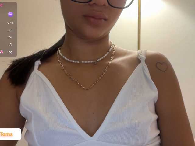 RachelTooms, en vivo ahora en BongaCams