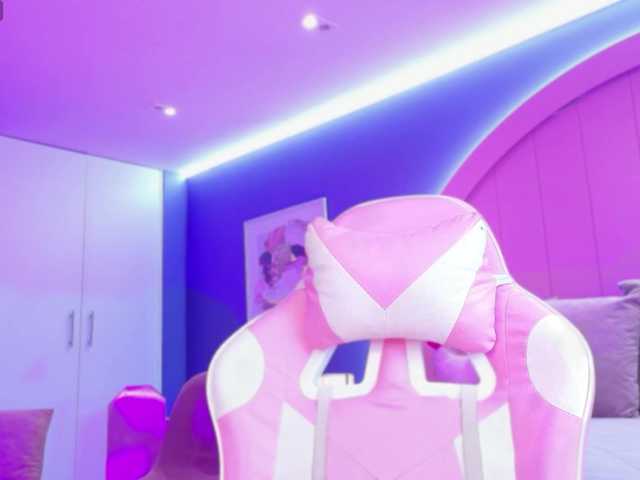 RachelTooms live cam on BongaCams