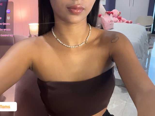 RachelTooms live cam on BongaCams