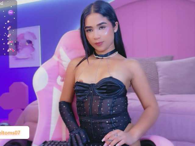 RachelTooms live cam on BongaCams
