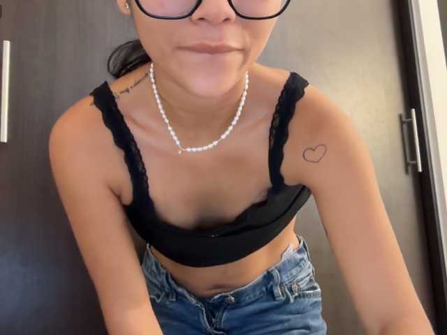 RachelTooms live cam on BongaCams
