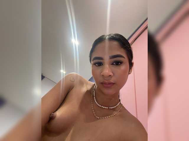 RachelTooms live cam on BongaCams