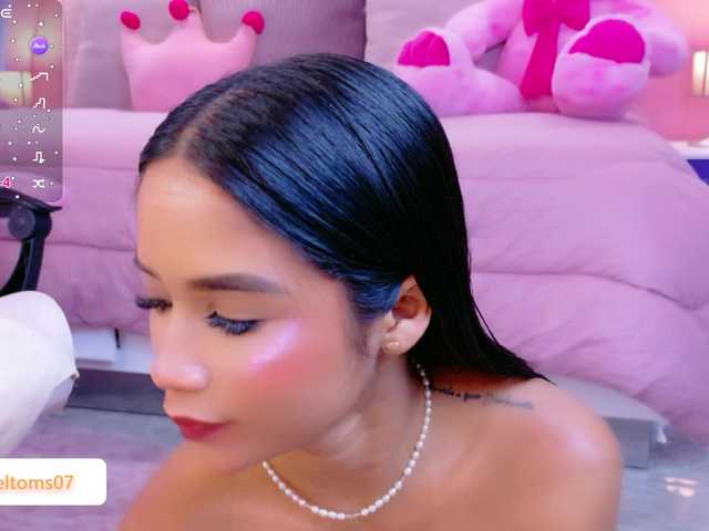RachelTooms live cam on BongaCams