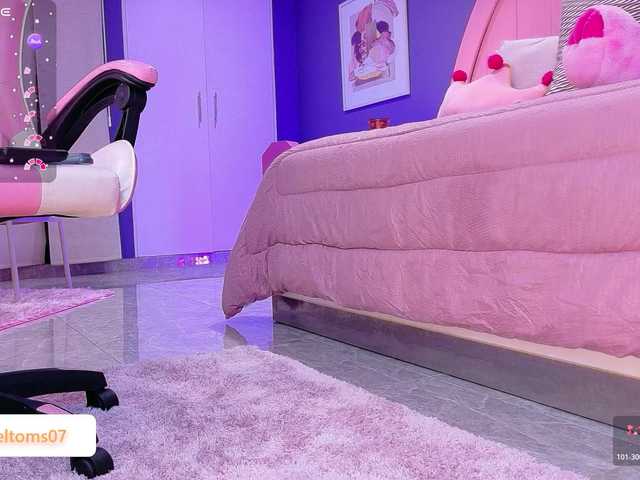 RachelTooms live cam on BongaCams