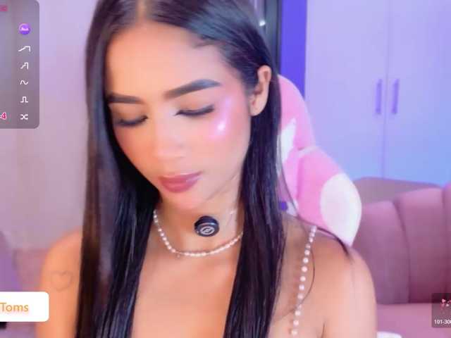 RachelTooms, en directo ahora en BongaCams