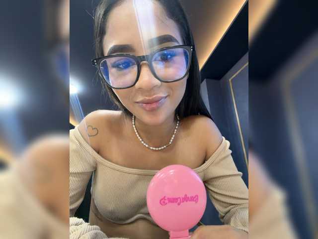 RachelTooms live cam on BongaCams