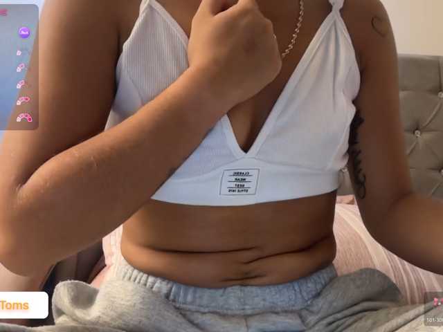 RachelTooms live cam on BongaCams