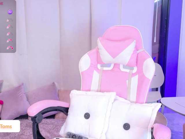 RachelTooms live cam on BongaCams