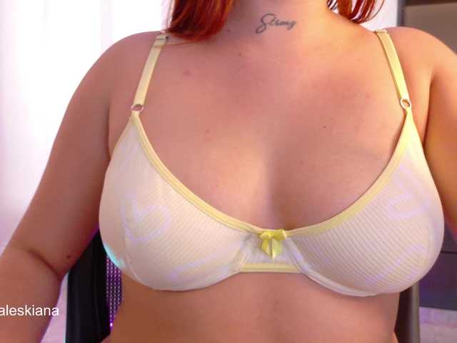 AliceHiills live cam on BongaCams