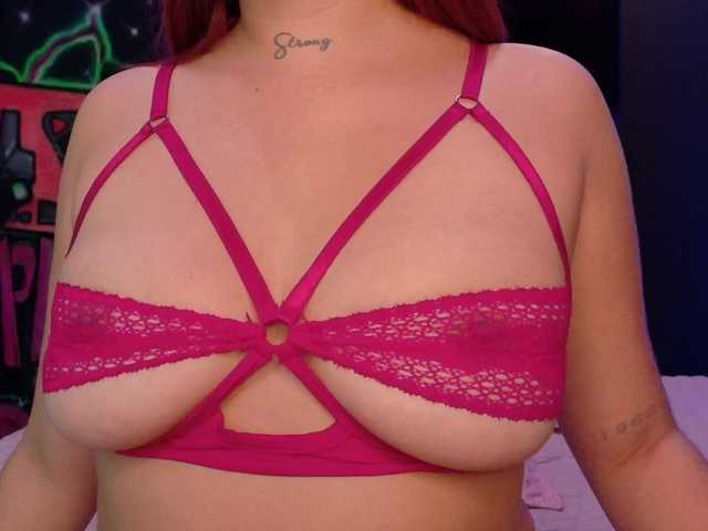 AliceHiills live cam on BongaCams