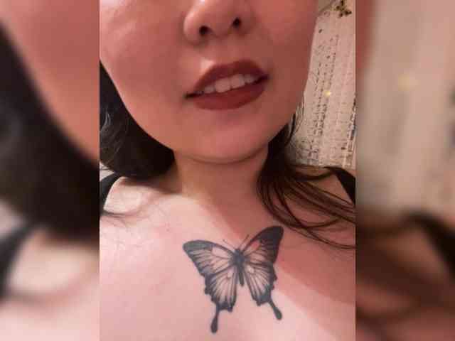 Lovalo696 Live Webcam on BongaCams