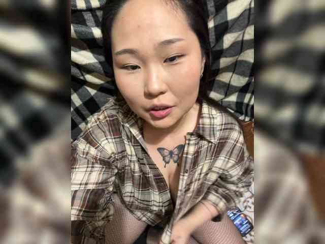 Lovalo696 webcam