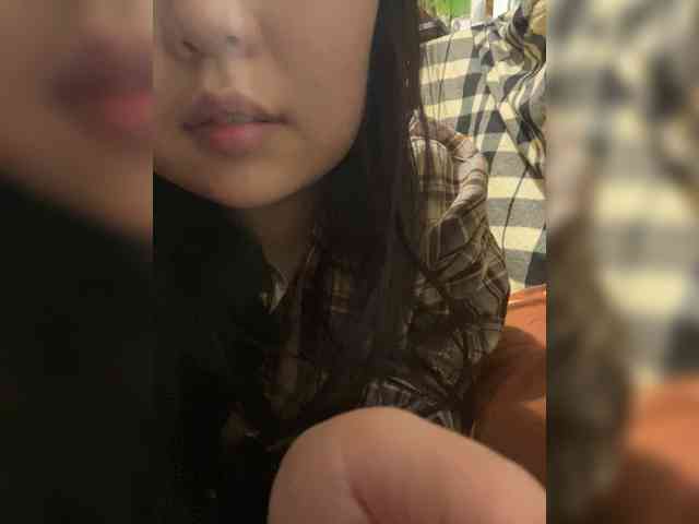 Lovalo696 webcam