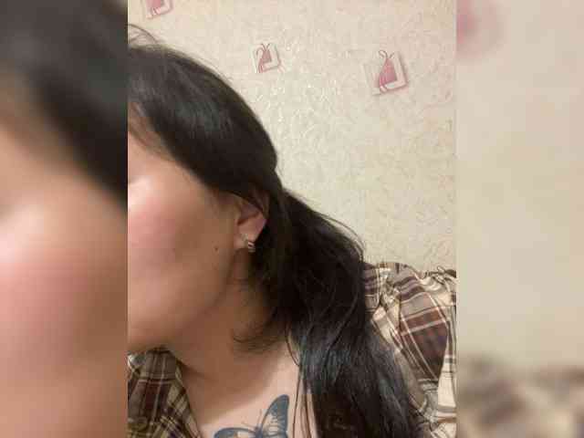 Lovalo696 webcam