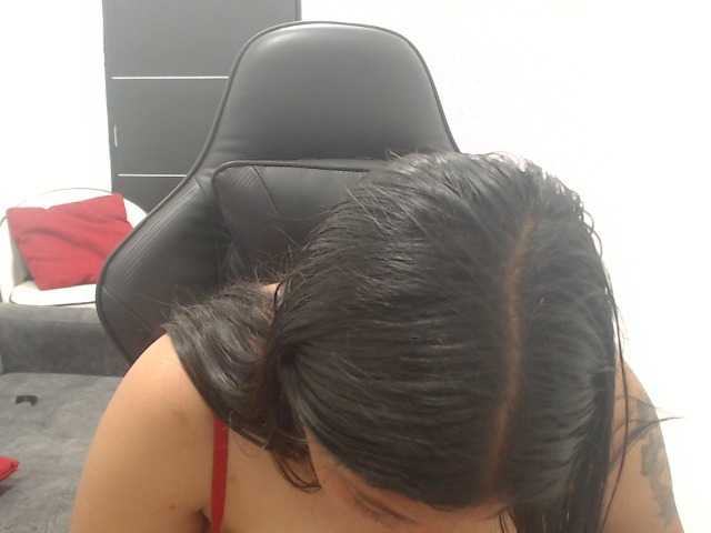 leyla9 live cam on BongaCams