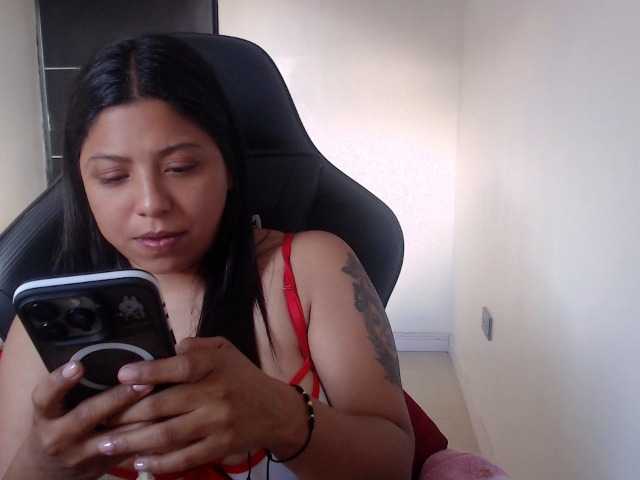 leyla9 live cam on BongaCams