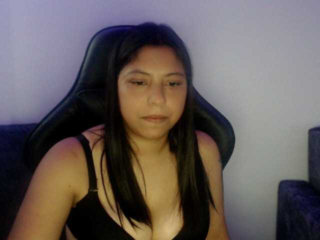 leyla9 live cam on BongaCams