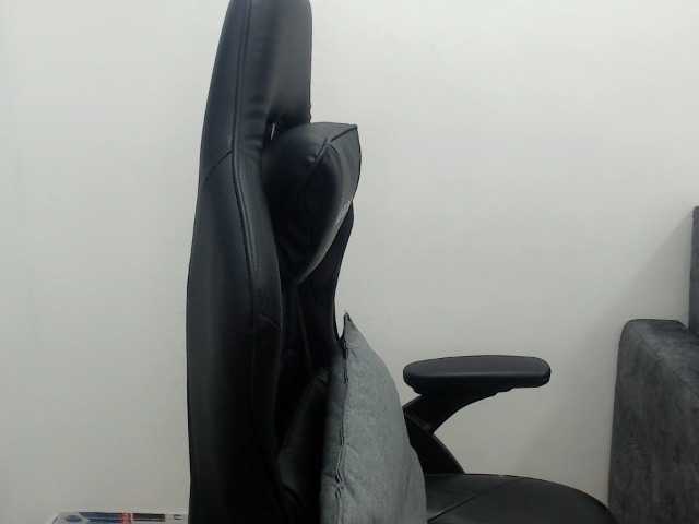 leyla9 live cam on BongaCams