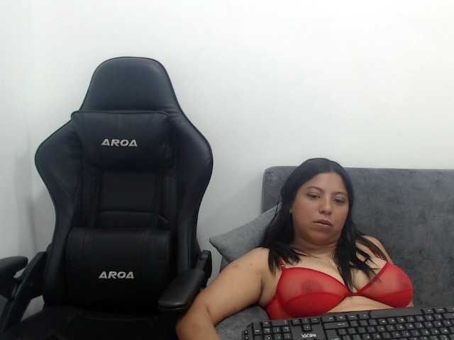 leyla9 live cam on BongaCams