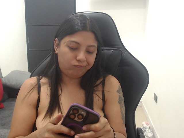 leyla9 live cam on BongaCams