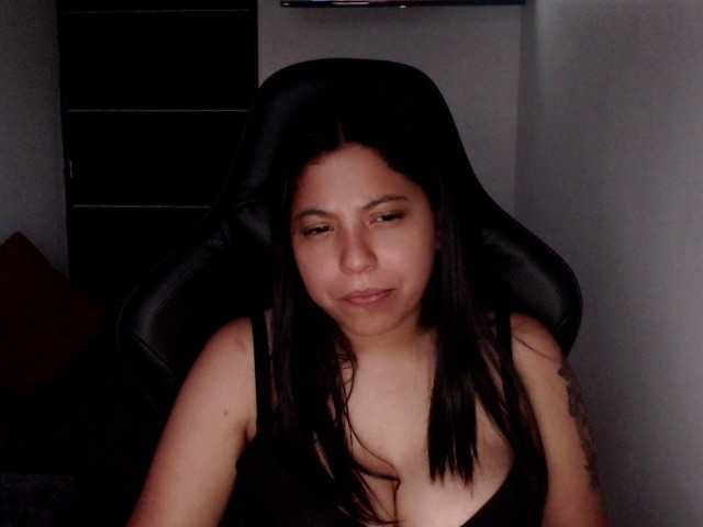 leyla9 live cam on BongaCams