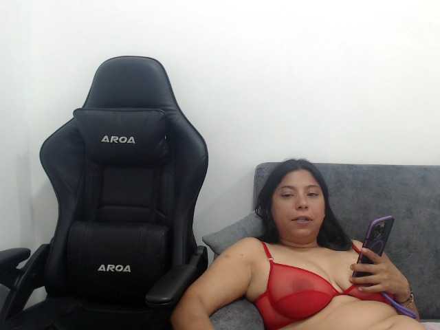 leyla9 live cam on BongaCams